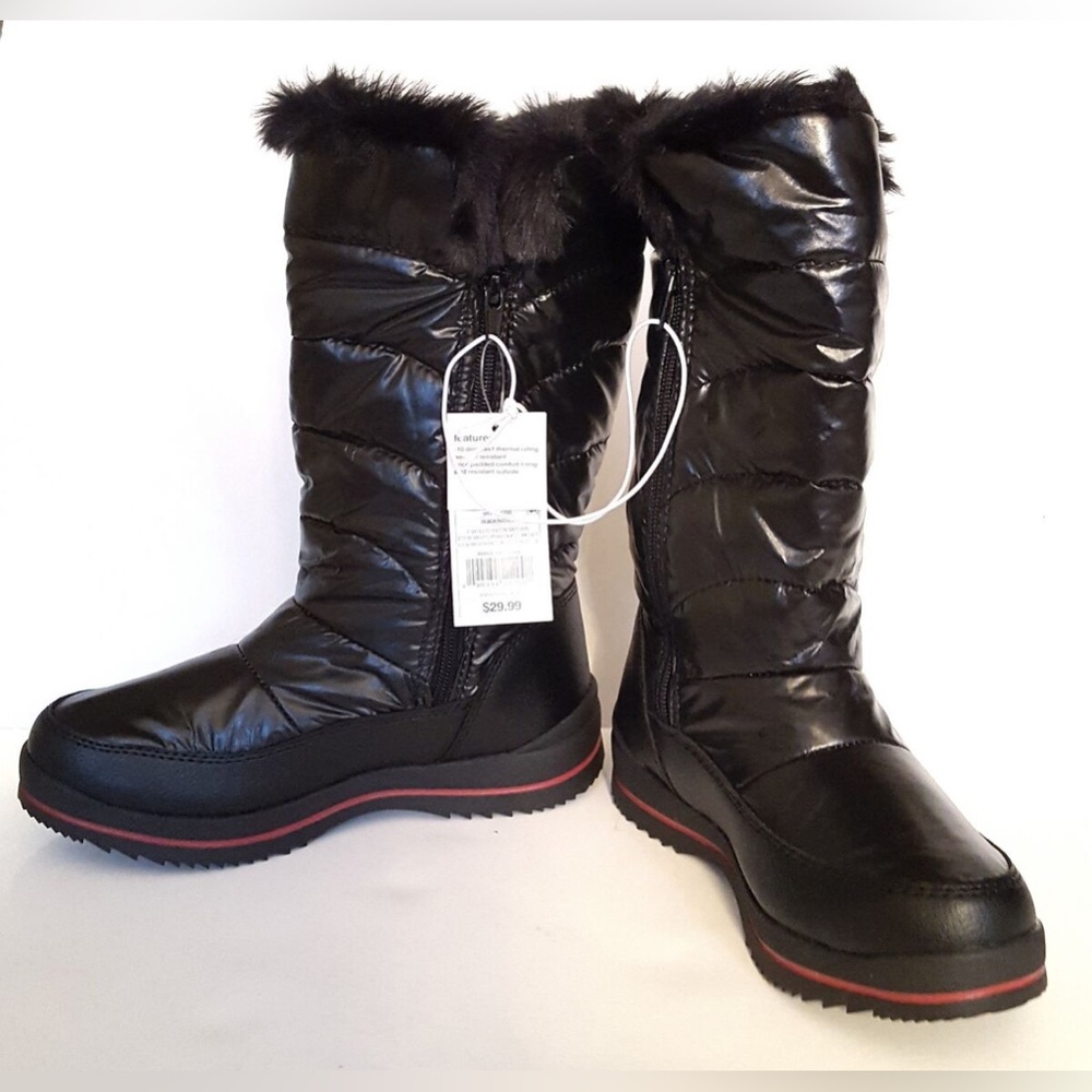 Snow boots